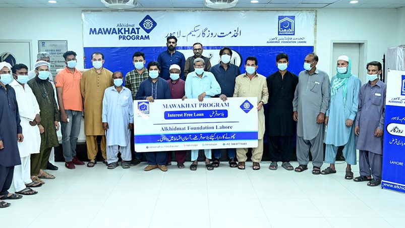 Alkhidmat Distributed Interest-free Loan Cheques to Deserving Individuals in Lahore