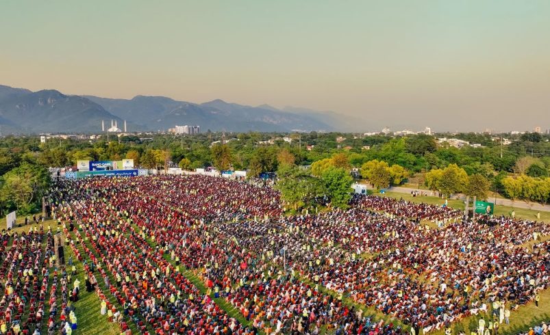 A Digital Revolution in Islamabad: Thousands Gather at F-9 Park for Bano Qabil